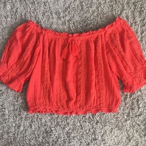 Off the shoulder T-Shirt